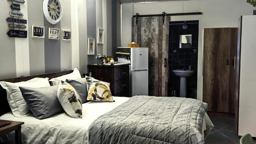 חדר דלוקס, Darmayhouse Guest House