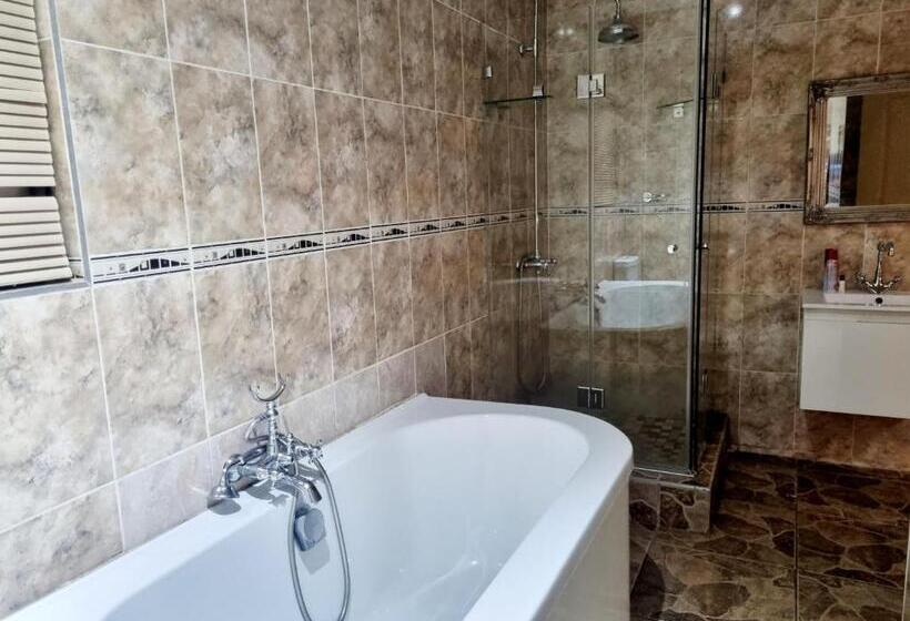 Deluxe Kamer, Red Apple Guest House