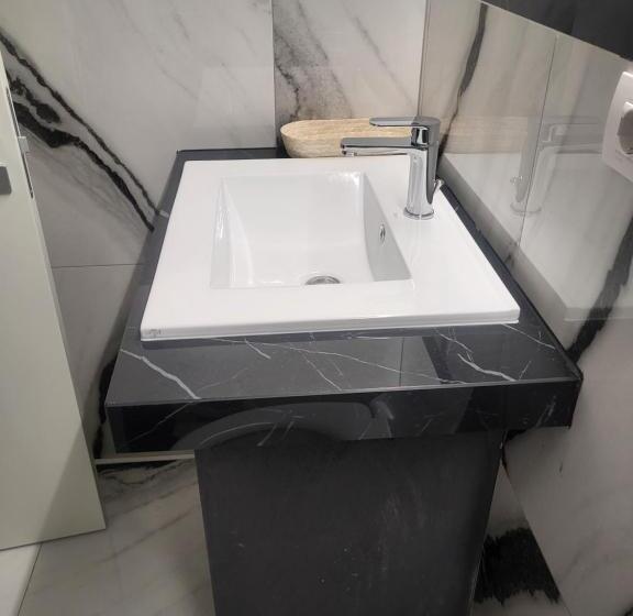 اتاق خانوادگی, Relax En Suites