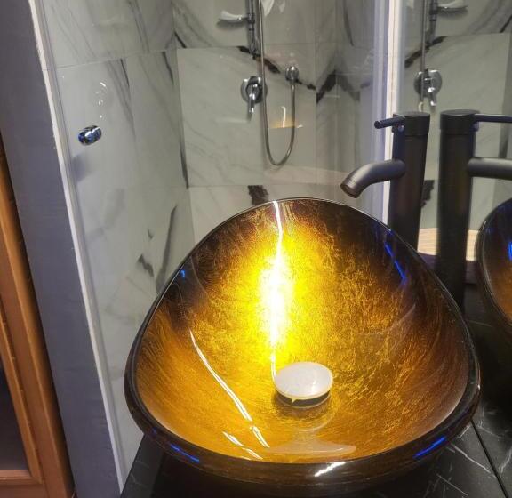 اتاق خانوادگی, Relax En Suites