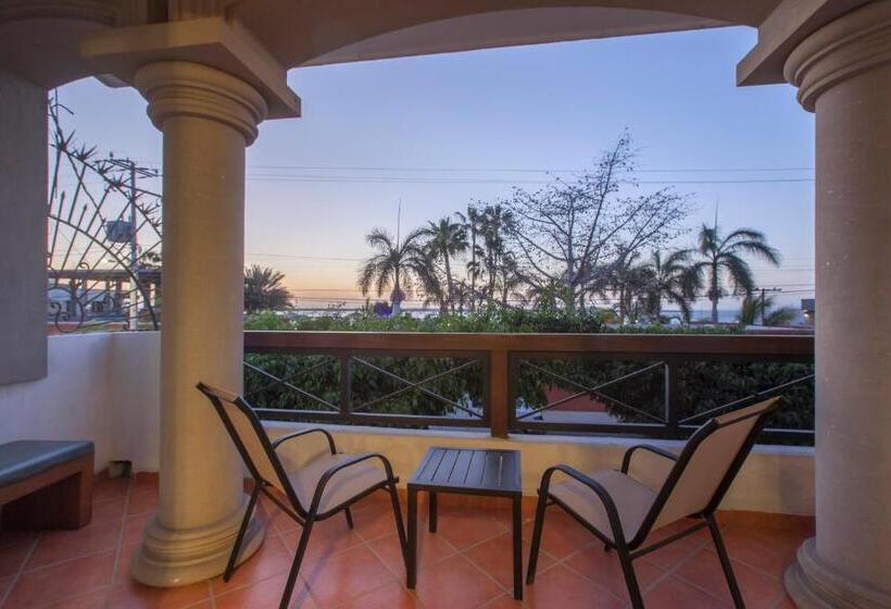 اتاق لوکس با تخت بزرگ, Posada Maria California