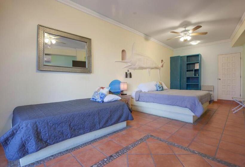 اتاق لوکس با تخت بزرگ, Posada Maria California