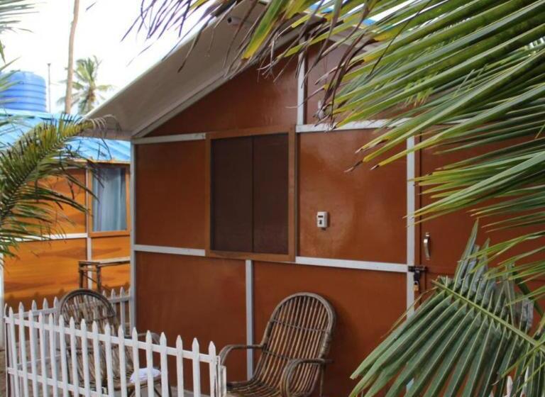 Standardrum, Basho Beach Resort