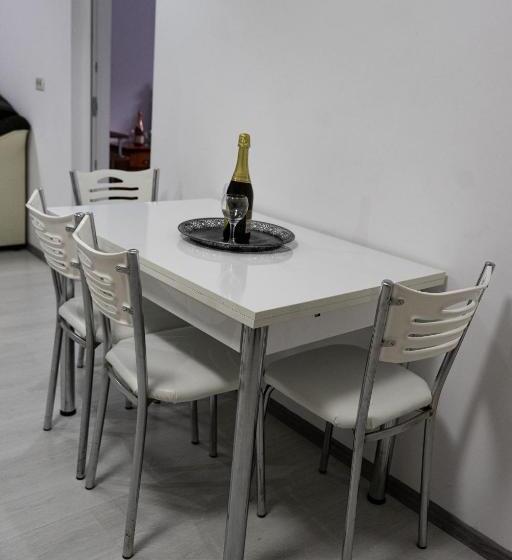 Апартаменты 1 Спальня, Casa Calin