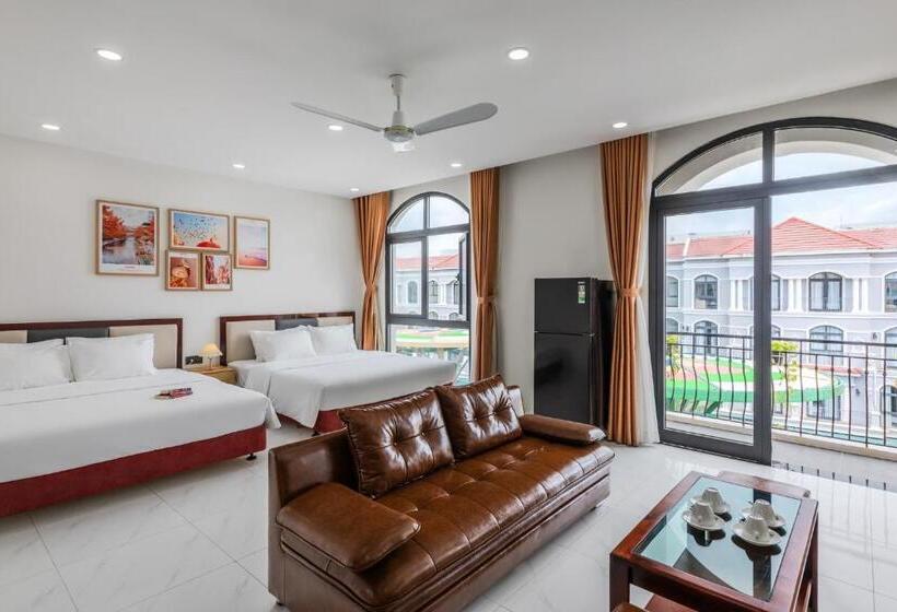 اتاق خانوادگی, 222 Rosé