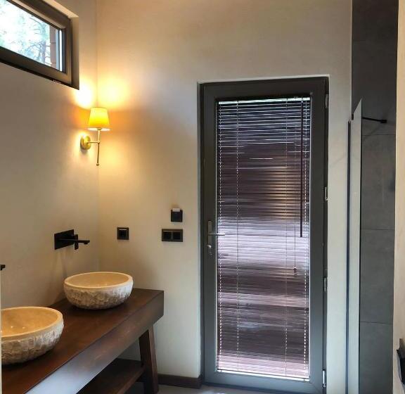 テラス付きスタンダードルーム, Adacapra