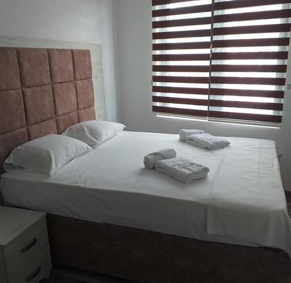 اتاق خانوادگی, Bosfor