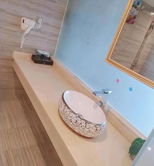 Suite Senior, Meiju Apartment