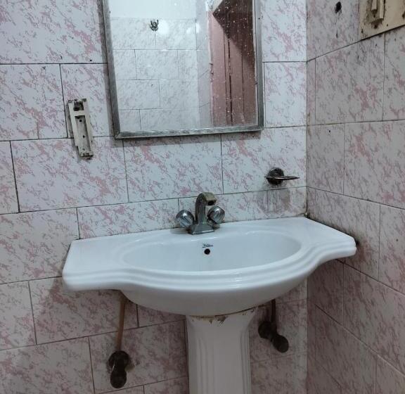 Quarto Estandar, Rawat