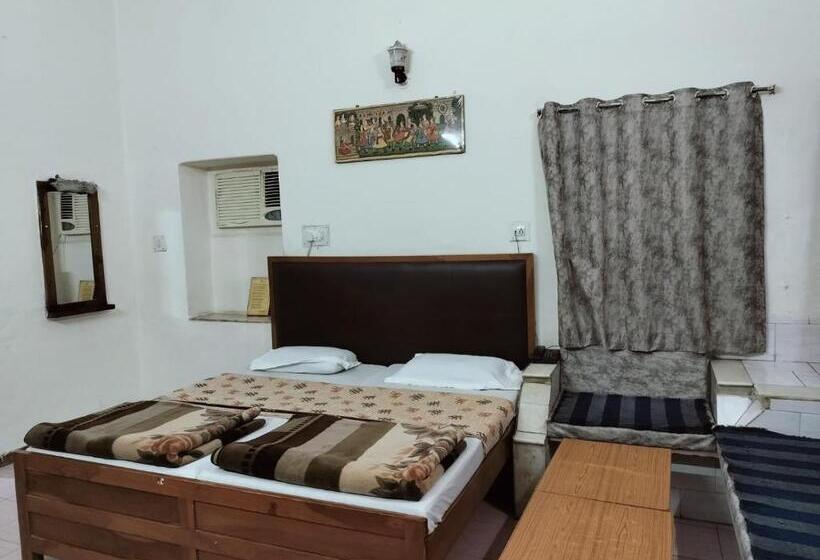Quarto Deluxe, Rawat