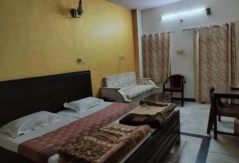 Quarto Deluxe, Rawat