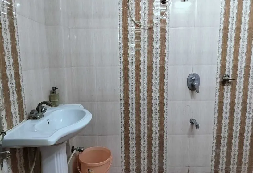 Deluxe Zimmer, Rawat