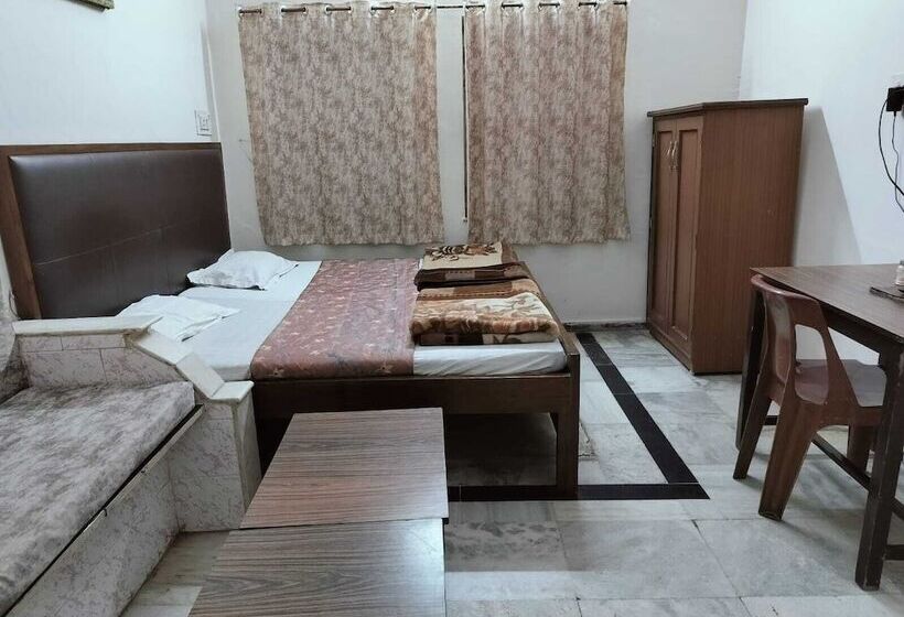 Quarto Deluxe, Rawat