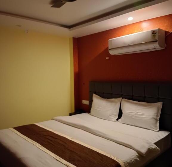 חדר דלוקס, Royal View Residency