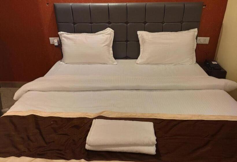 חדר דלוקס, Royal View Residency