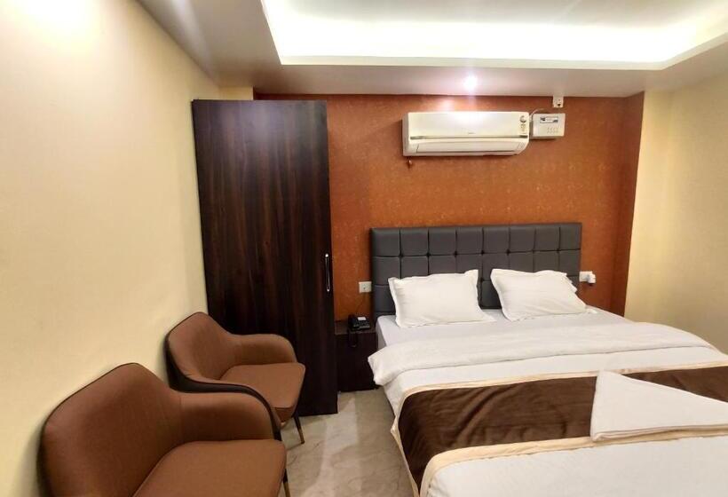 חדר דלוקס, Royal View Residency