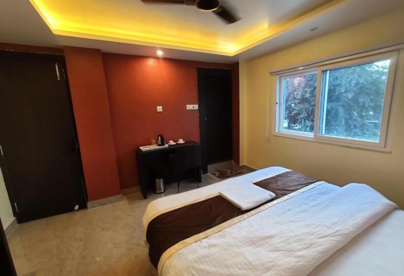 חדר דלוקס, Royal View Residency