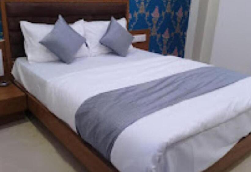 Номер Deluxe, Sg Ac Rooms Vadodara