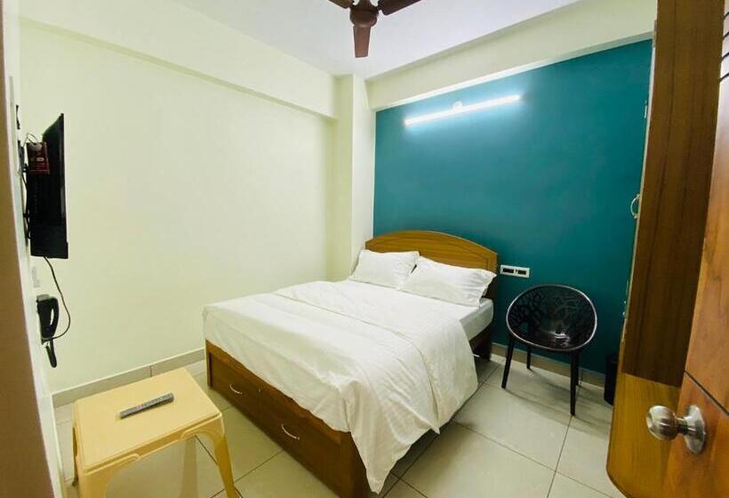 Номер Deluxe, The Landmark Tower