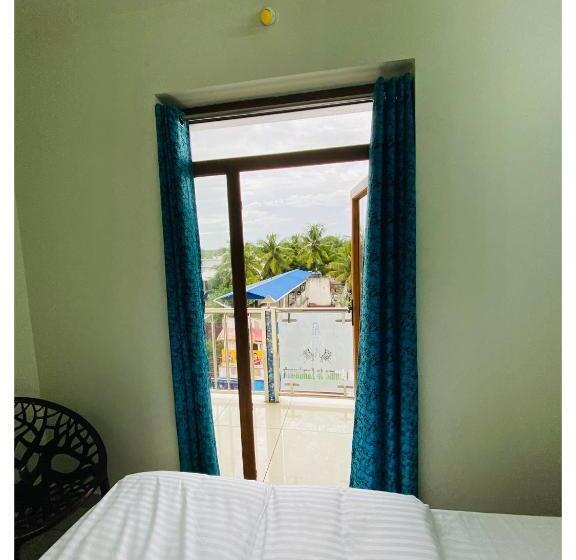 Семейный Номер Deluxe, The Landmark Tower