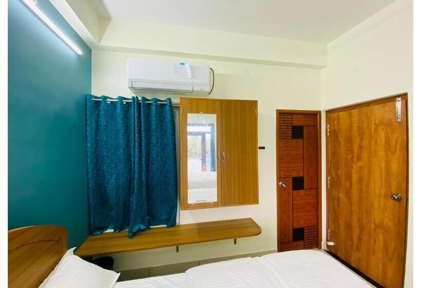 Семейный Номер Deluxe, The Landmark Tower