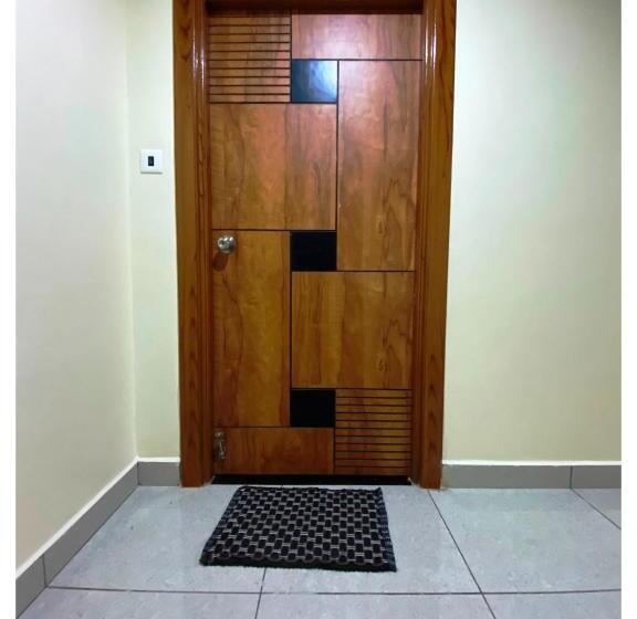 Номер Стандарт Трехместный, The Landmark Tower