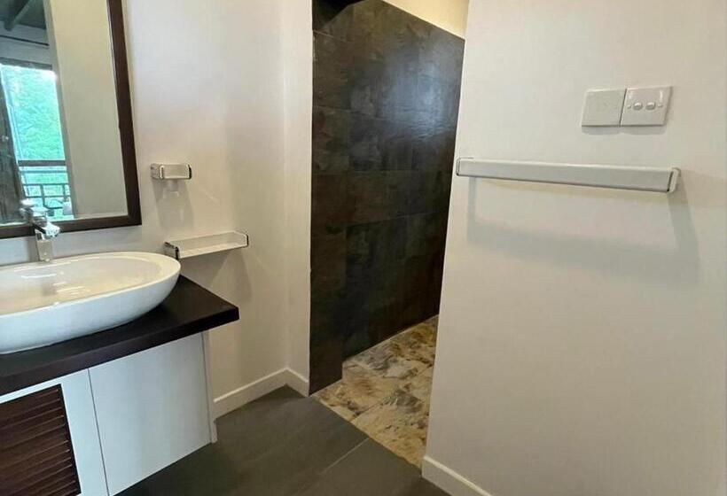 غرفة قياسية سرير كينج, Happy Waves Guesthouse