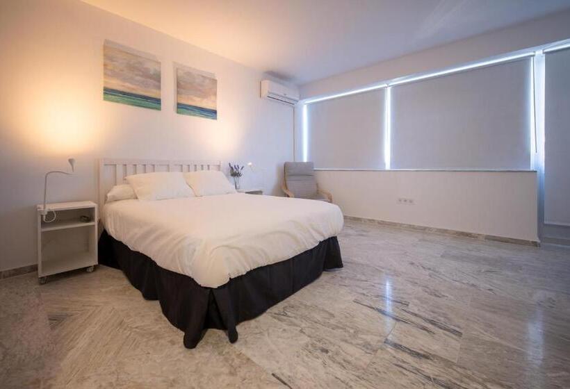 발코니 디럭스 룸, Hostal Antiguo Palacio Hotel París