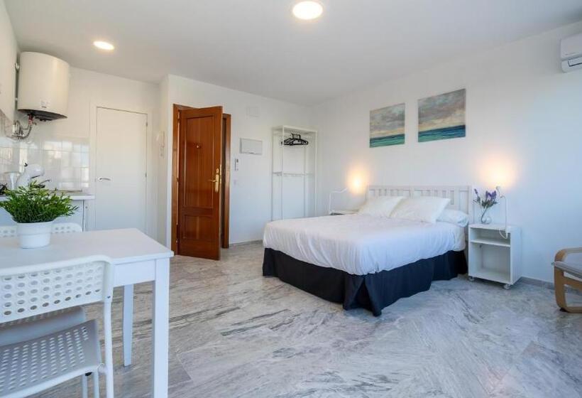 발코니 디럭스 룸, Hostal Antiguo Palacio Hotel París