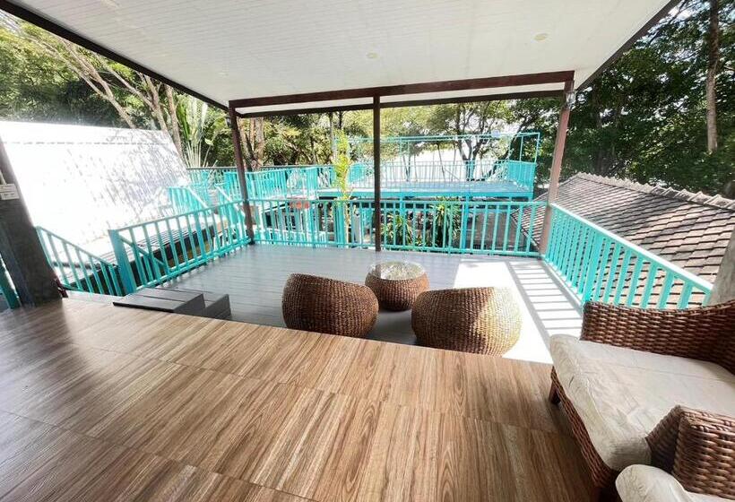 オーシャンビューデラックスルームバルコニー付き, Seaview Hopper Phuket House