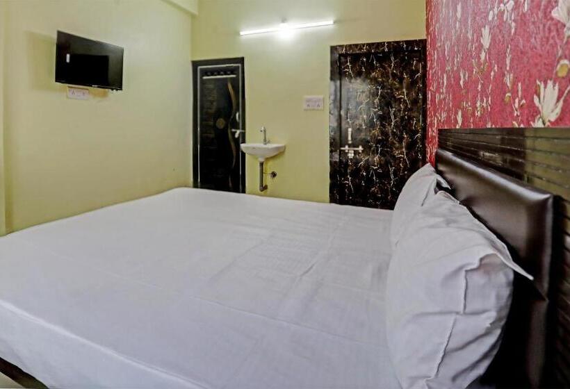 트리플 클래식 룸, Spot On Hotel Pearl