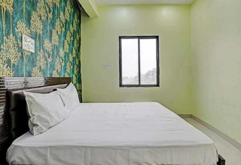 Classic Kolmen Hengen Huone, Spot On Hotel Pearl