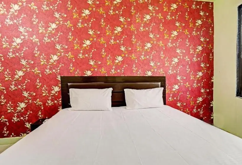 Classic Kolmen Hengen Huone, Spot On Hotel Pearl