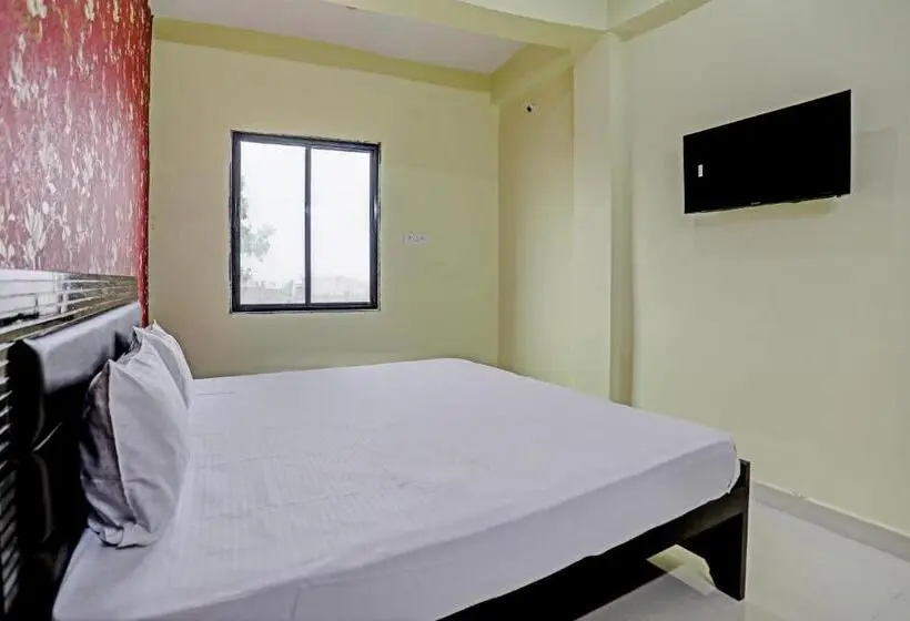 Classic Kolmen Hengen Huone, Spot On Hotel Pearl