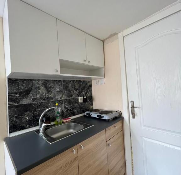 חדר סטנדרט, 9 ) Taksim’de şık Tasarım Otel Odası