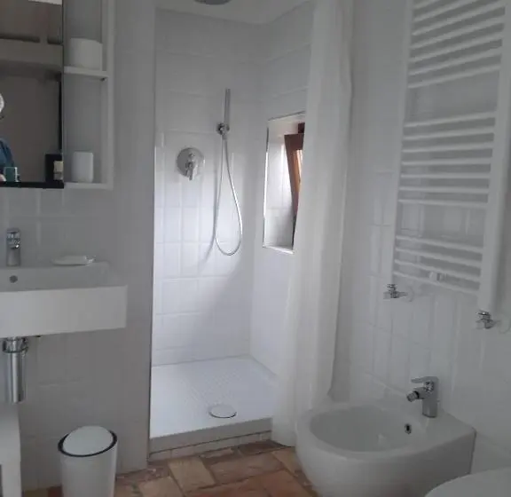 コンフォートトリプルルーム, Agriturismo La Romanella