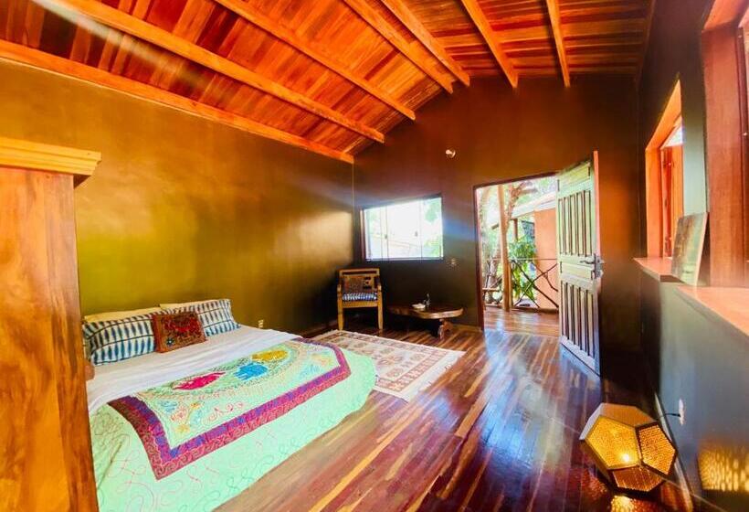 סוויטה עם מרפסת, Kalis Inn