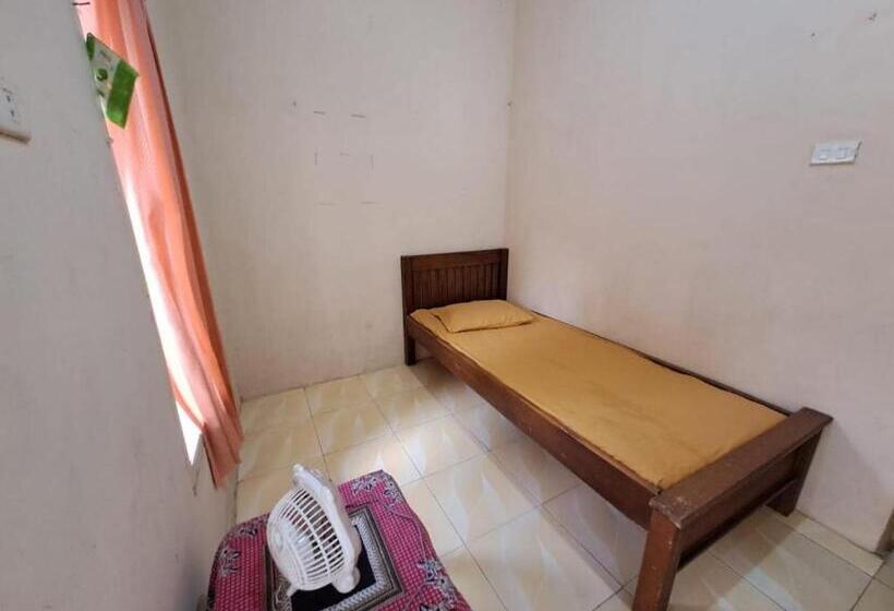 חדר סטנדרט יחיד, Oyo 93320 Venus Homestay Syariah