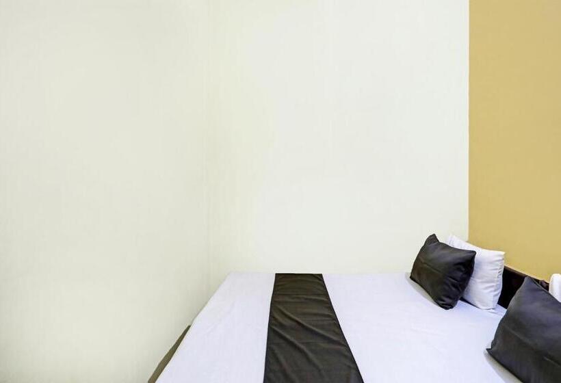 스탠다드 룸, Spot On Shiv Guest House