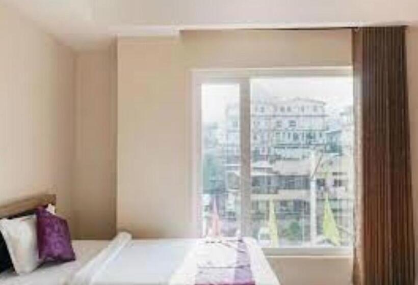 シングルデラックスルーム, The Kalyaniz Guwahati