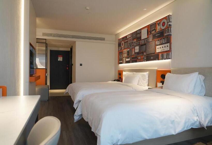 غرفة بيزنس, Ibis Styles Hotel   260m From Guangji Street Subway Station