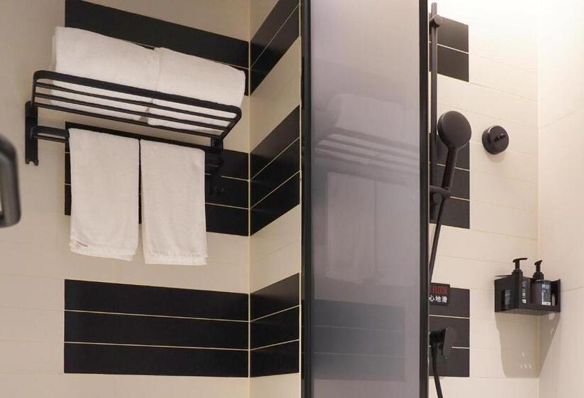 غرفة بيزنس, Ibis Styles Hotel   260m From Guangji Street Subway Station