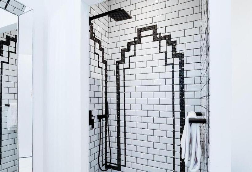 استودیو استاندارد با تخت کینگ, Le Moma By The Ocean