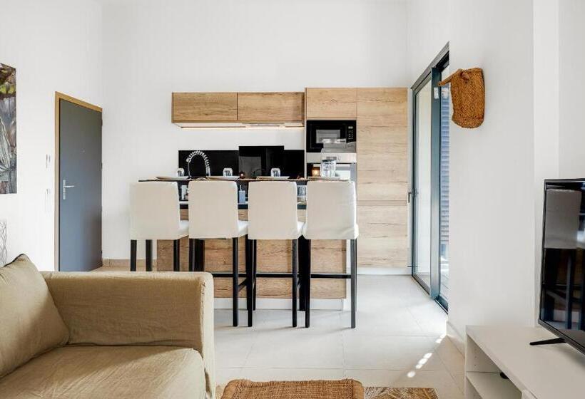 آپارتمان 2 خوابه, Le Moma By The Ocean