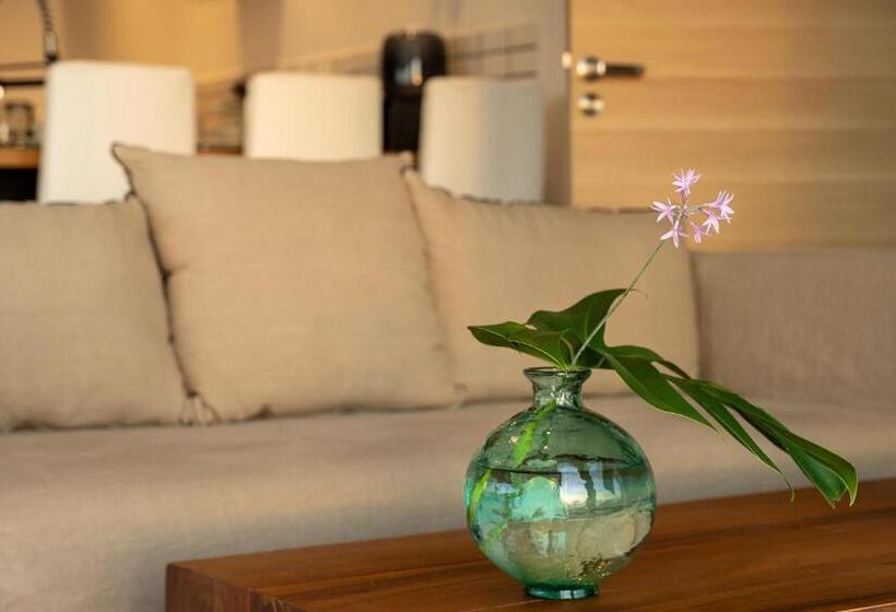 آپارتمان 1 خوابه با چشمانداز استخر, Le Moma By The Ocean