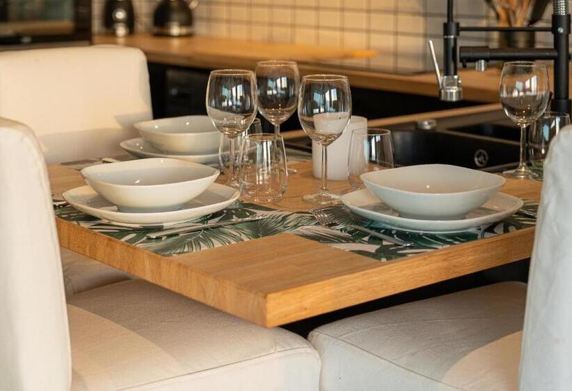 آپارتمان 1 خوابه با چشمانداز استخر, Le Moma By The Ocean