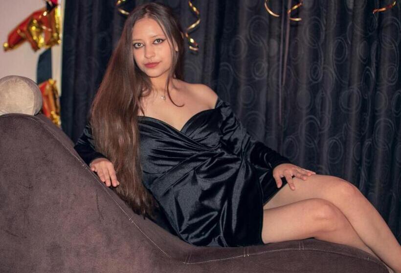 غرفة قياسية فردية, Nuestra Casa