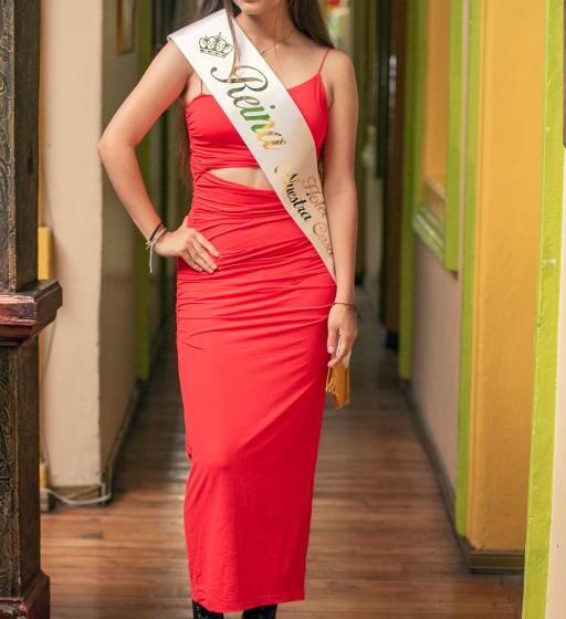 غرفة قياسية, Nuestra Casa