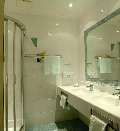 Family flat with balcony, Familienhotel Moos Alm