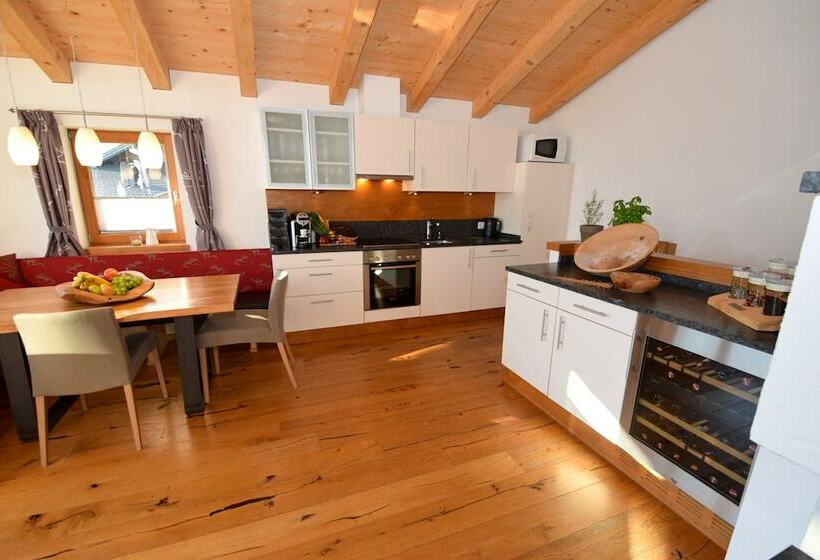 בקתת חדר, Chalets & Apartments Wachterhof